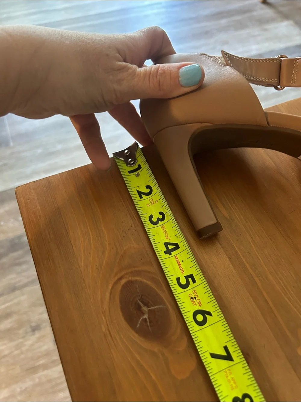 NEW Clarks Collection Women's Tan Cross-Strap Heels Size 8 1/2